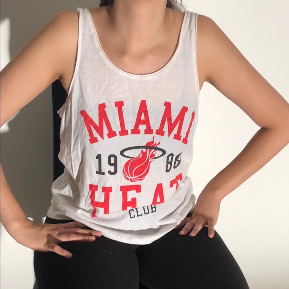 Bulls tank top